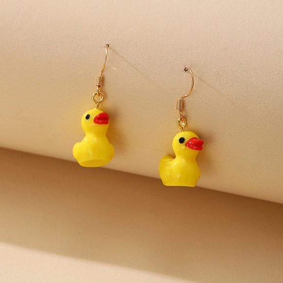 Tiny Rubber Ducky Dangle Earrings‎  RETRO TINY MINI MICRO YELLOW Toys Cute Fun - Picture 2 of 2